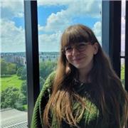 Étudiante disponible pour aider vos enfants dans l’apprentissage de toutes leurs matières primaires ou collège confondues